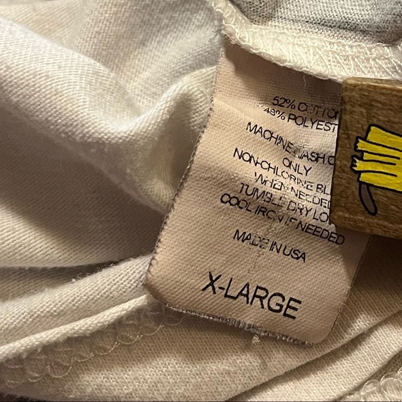 Graphic Ski T-shirt - Picture 7 of 7